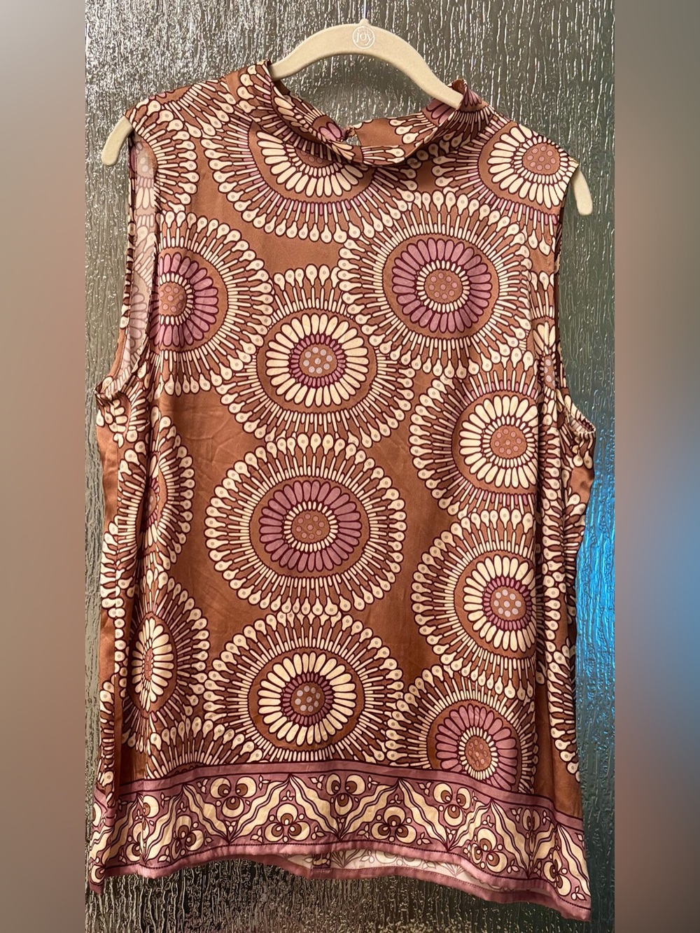 Lafayette 148!Sleeveless Mock Neck Floral Medallion Top in Brown and Pink